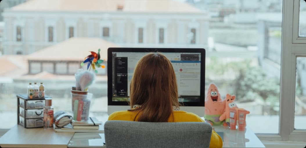 Clients and professionals connecting on Profinado